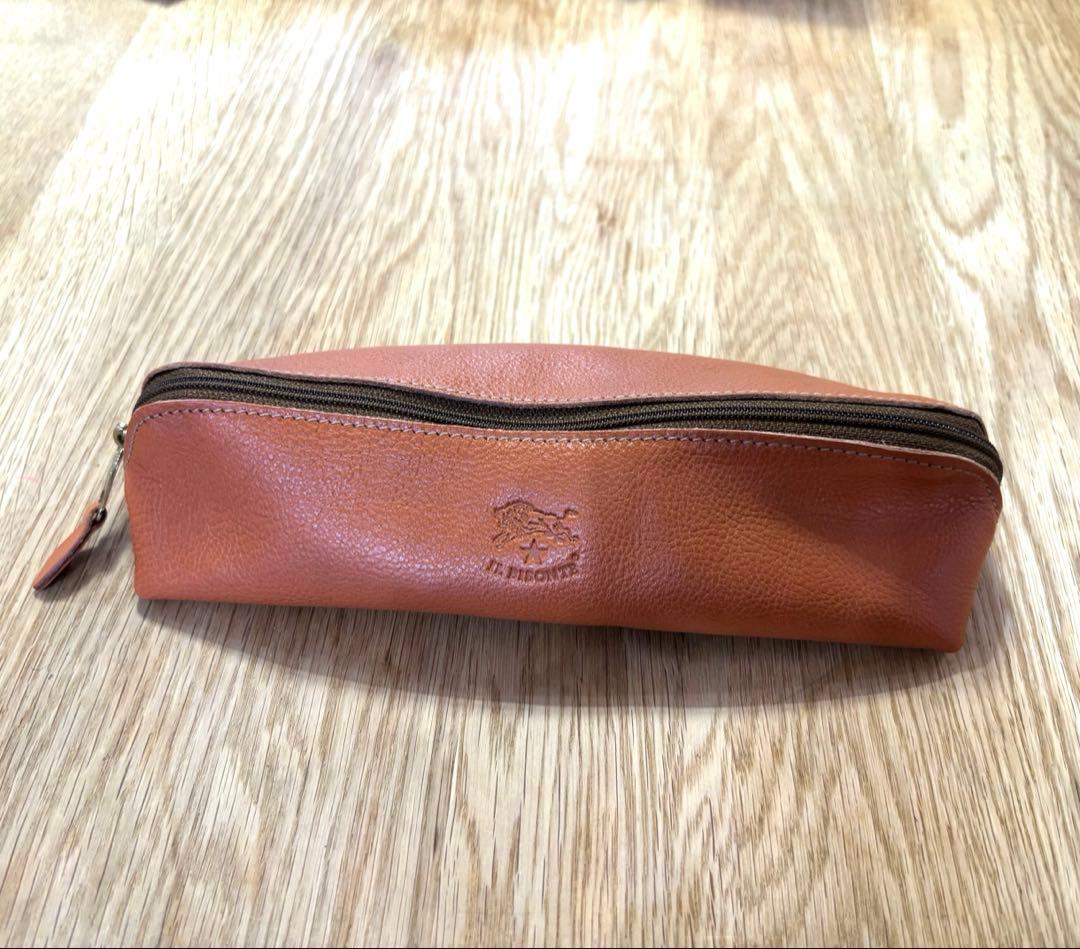 イルビゾンテ⭐︎IL BISONTE⭐︎レザー　ペンケース