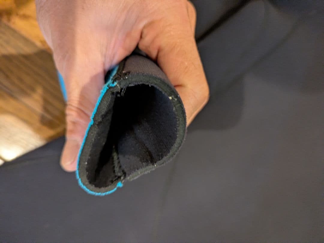 airtight エアタイトウェットスーツ　ジャーフル　ネックエントリー　M相当