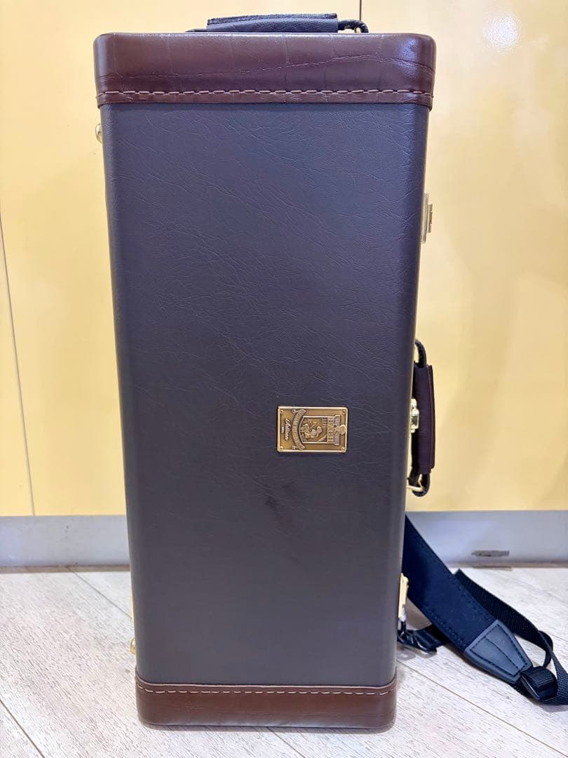 Bach純正ケース＆トリムキット付き アルティザン C管 トランペット