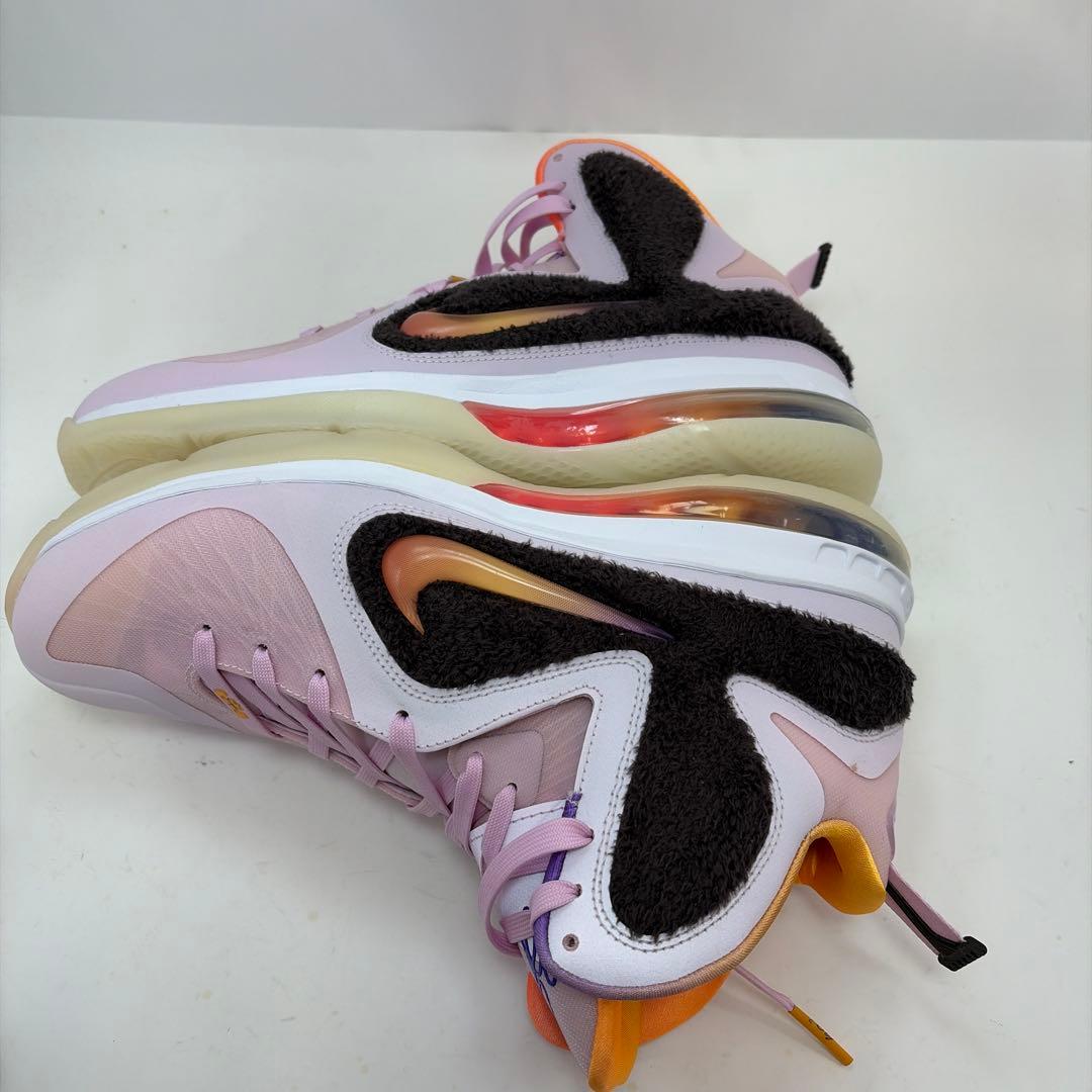 Nike LeBron ９レトロ リーガルピンク シューズ(男性用)２９センチ