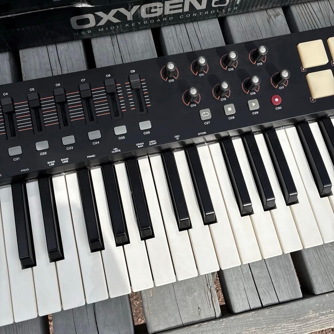 M-AUDIO OXYGEN61 USBキーボード