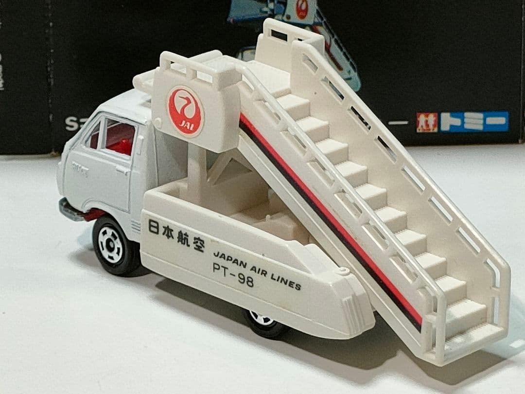 黒箱トミカ 98 JAL日本航空タラップカー　美品　日本製