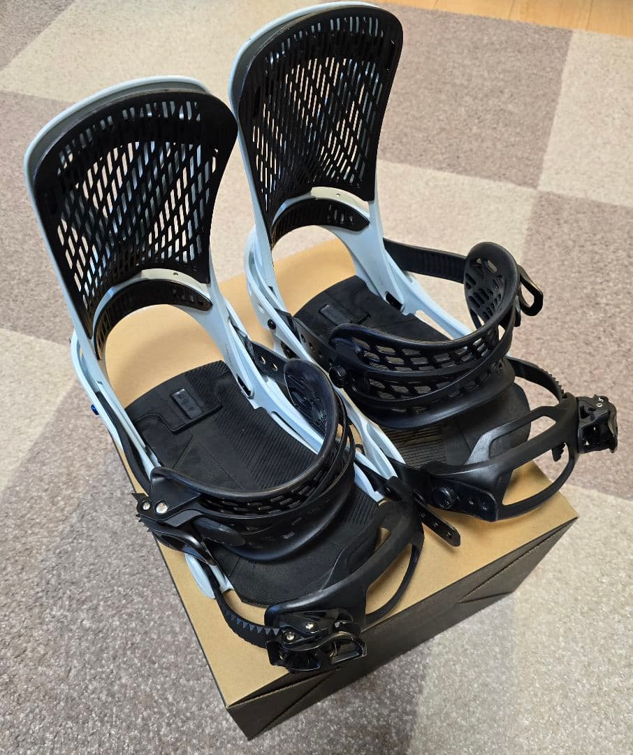 BURTON GENESIS Re:Flex Mサイズ 22-23