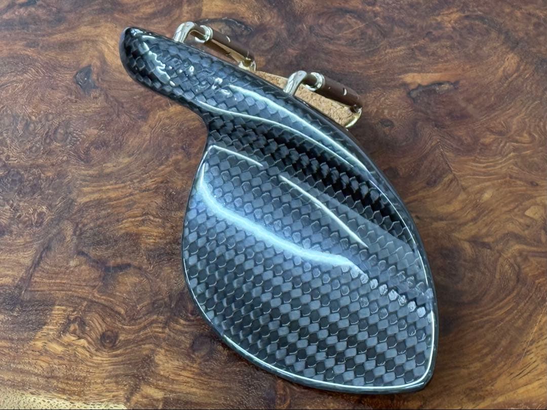 【新品】Herdim バイオリン用カーボン製あご当て #339831