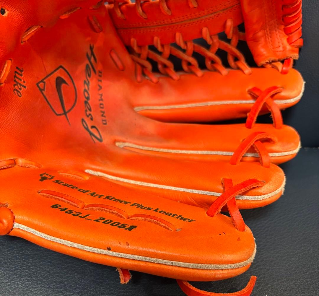 【匿名配送】入手困難ナイキ　硬式内野　状態極上