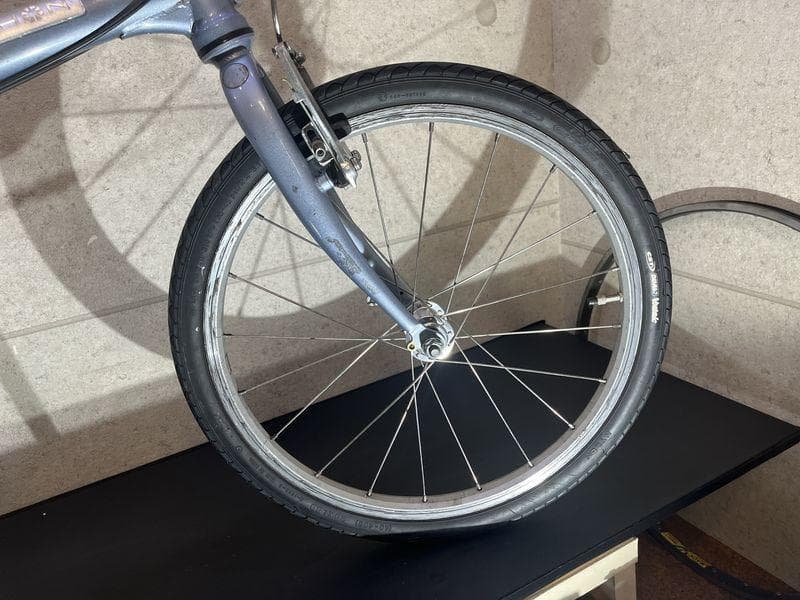 DAHON Boardwalk D7 20インチ 折り畳み