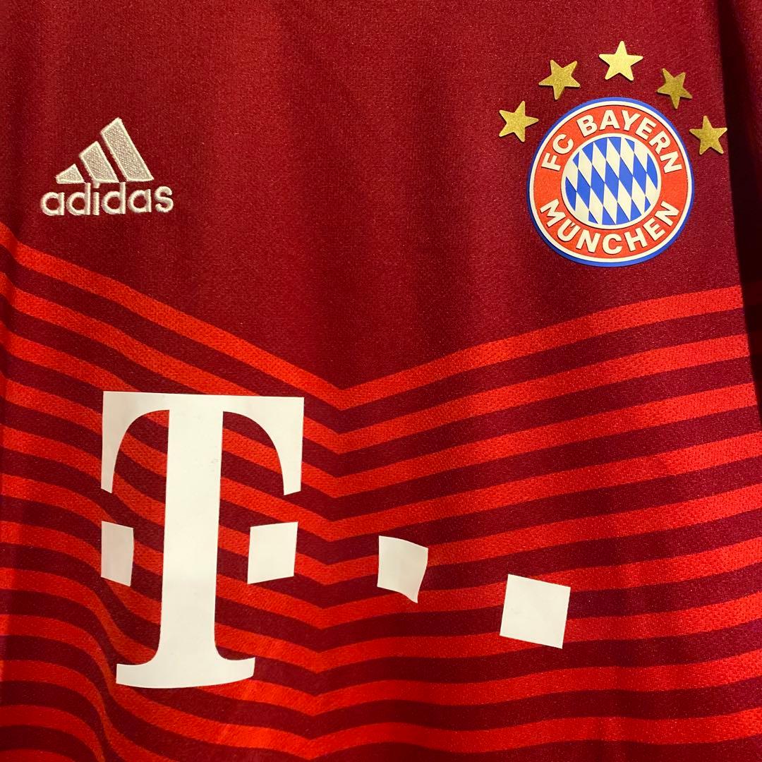 レヴァンドフスキ　バイエルン・ミュンヘン　 21/22　ホーム　リーグ仕様