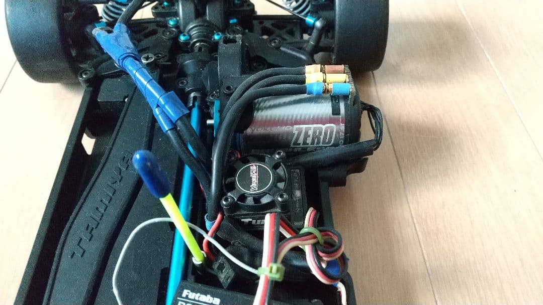 タミヤtb04.ラジコンタミヤホーネットラジコン