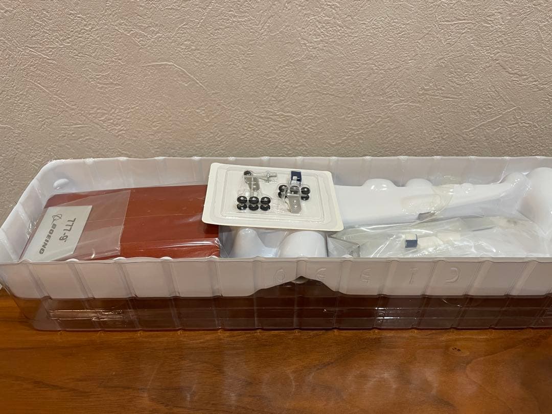 ボーイング公式 777X 777-9 1/200 新品未使用