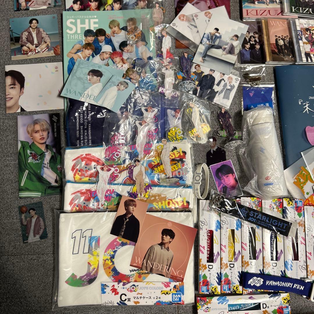 jo1グッズ、雑誌、トレカ、キーホルダー等