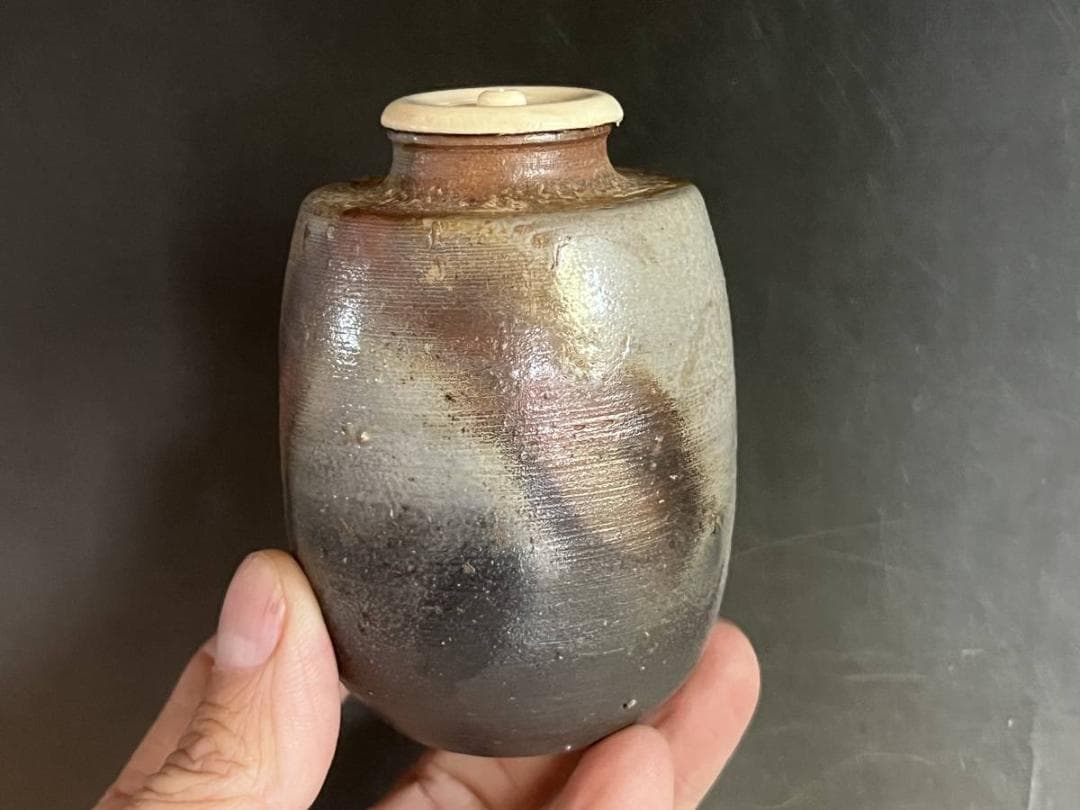 茶入れ■備前焼き 肩衝茶入 仕覆 共箱付 茶壷 信峰？お茶道具 時代物 骨董品■
