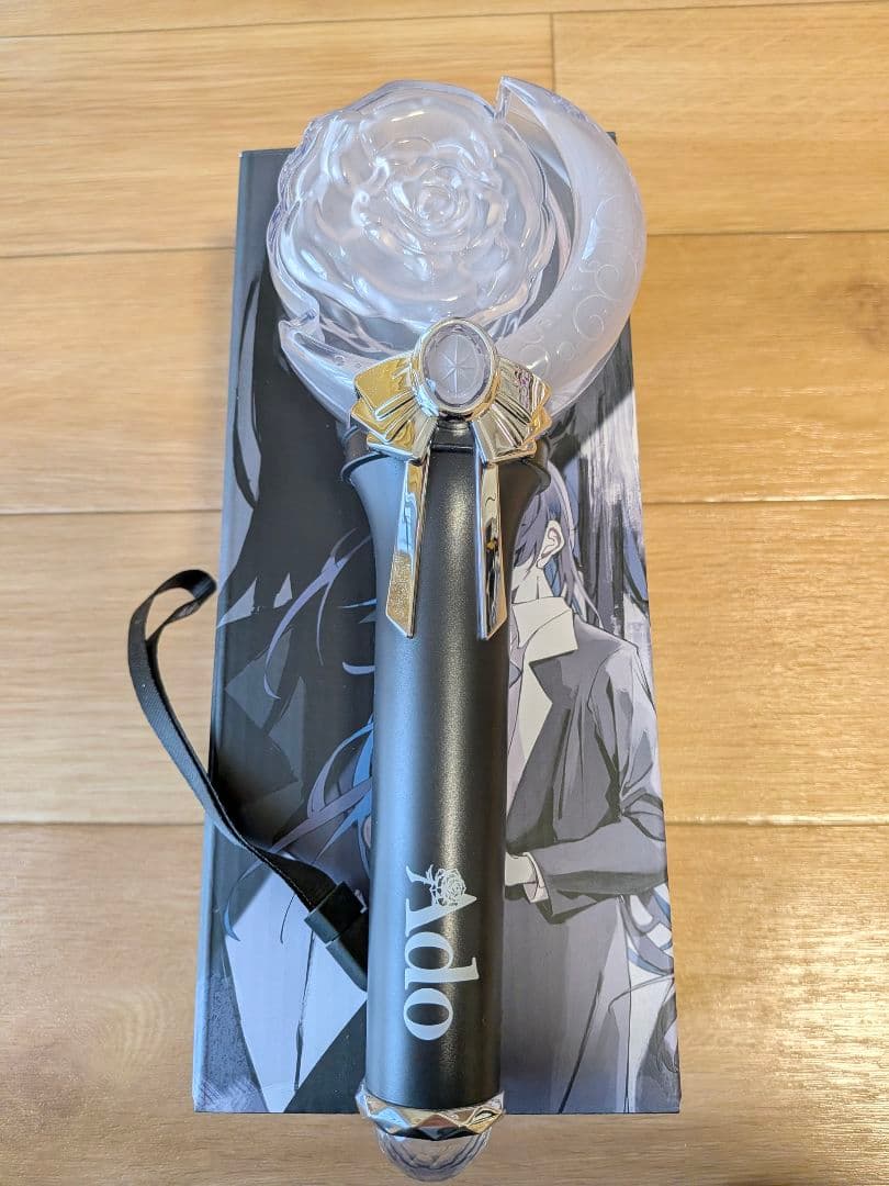 Ado　モナリザの横顔　ペンライト　+　おまけ