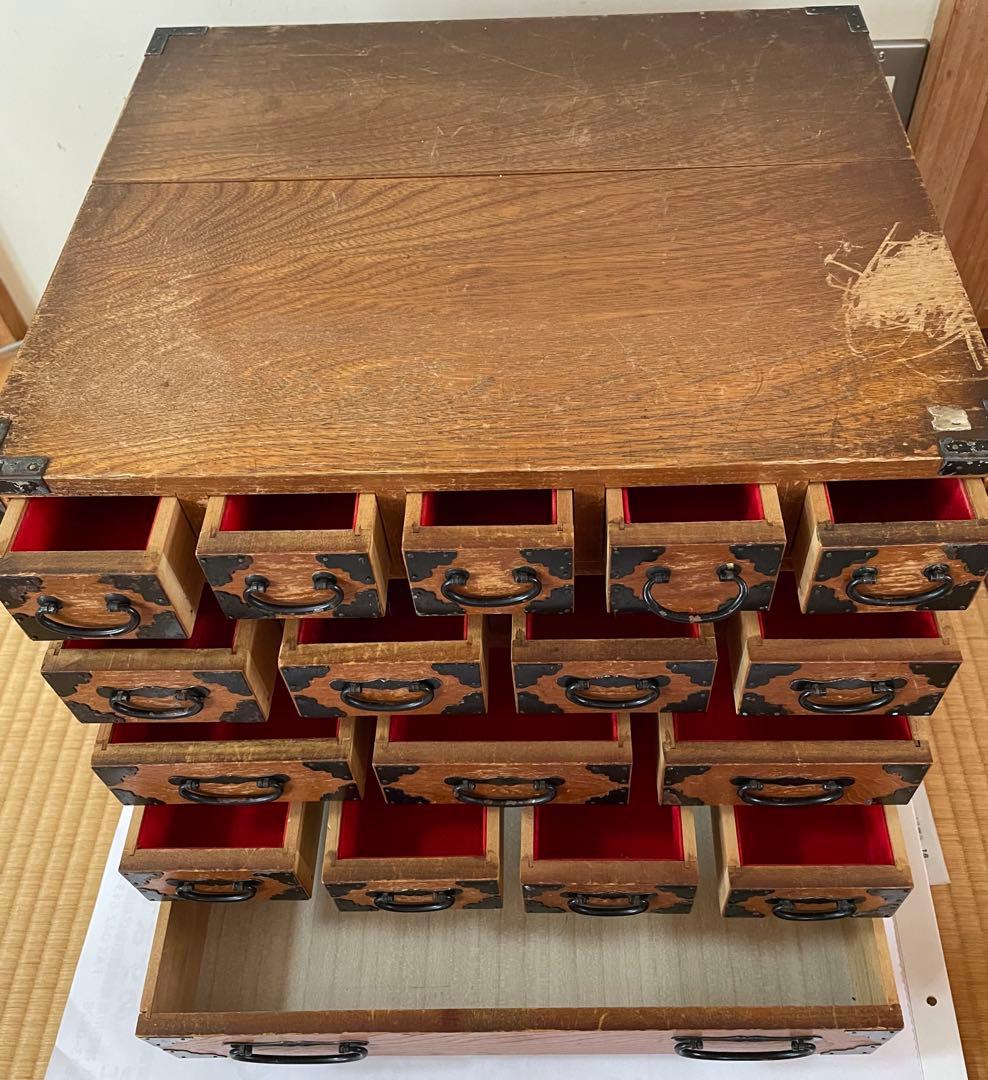 昭和レトロ　木製引き出し式箪笥 17個　薬入れ エコメルカリ便お願い致します