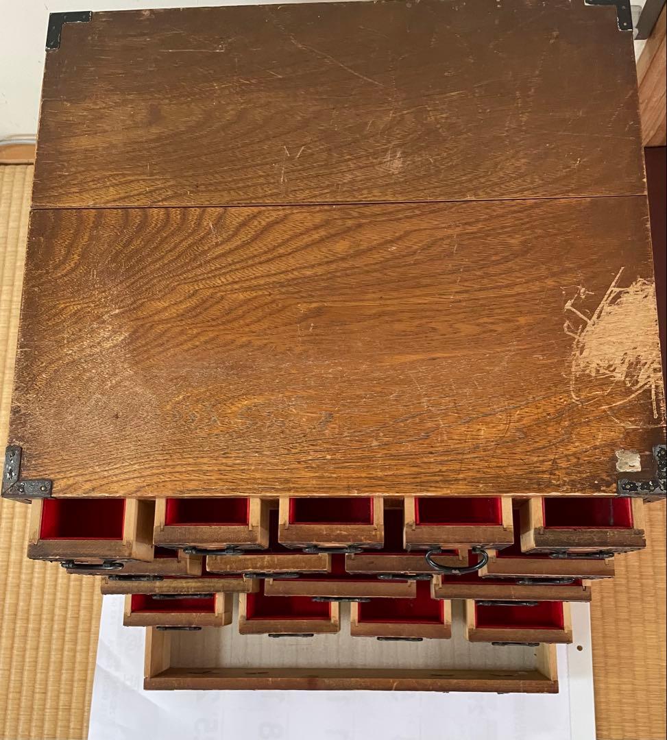 昭和レトロ　木製引き出し式箪笥 17個　薬入れ エコメルカリ便お願い致します