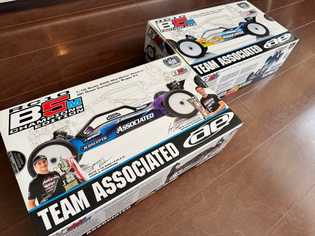 アソシB5Mチャンピオンズエディション新品未開封+ファクトリーライト（ジャンク）