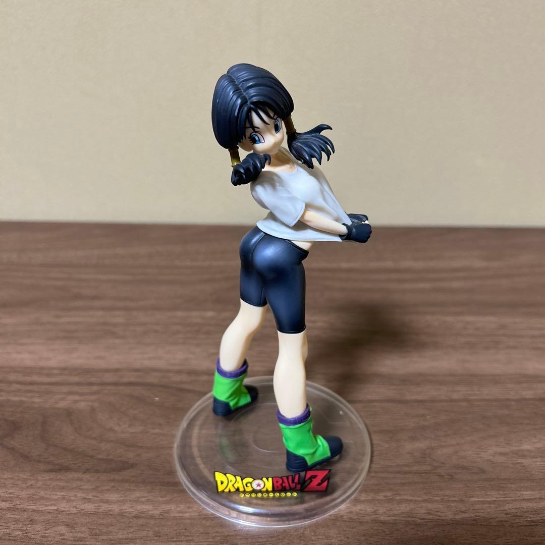 ドラゴンボール　ギャルズ