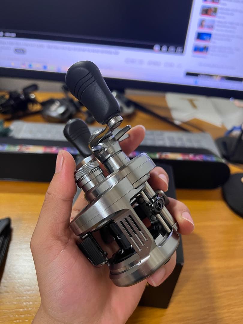 リール SHIMANO CALCUTTA CONQUEST DC201