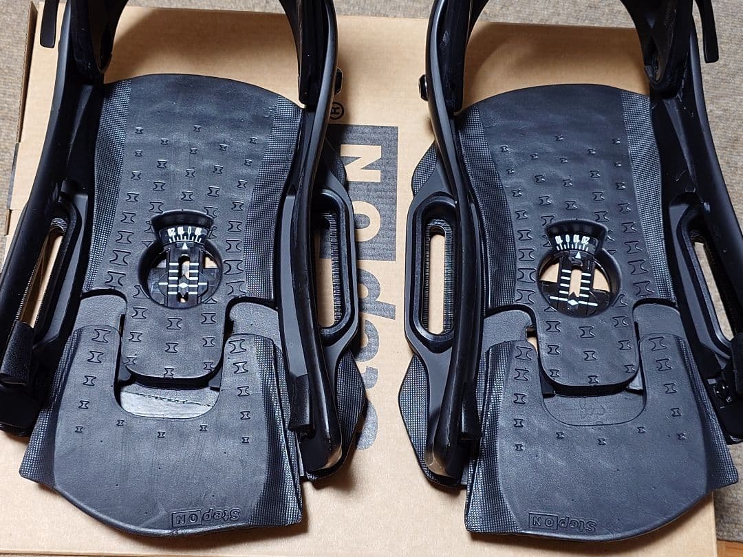 24-25 Burton バートン ステップオン ジェネシス EST