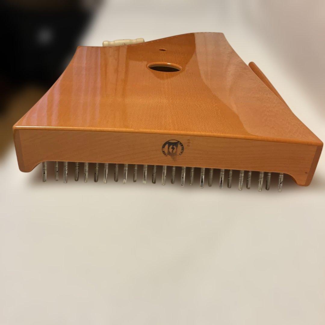 ヘルマンハープ ローレライシリーズ　ゴールド Mタイプ 25弦 2013年製