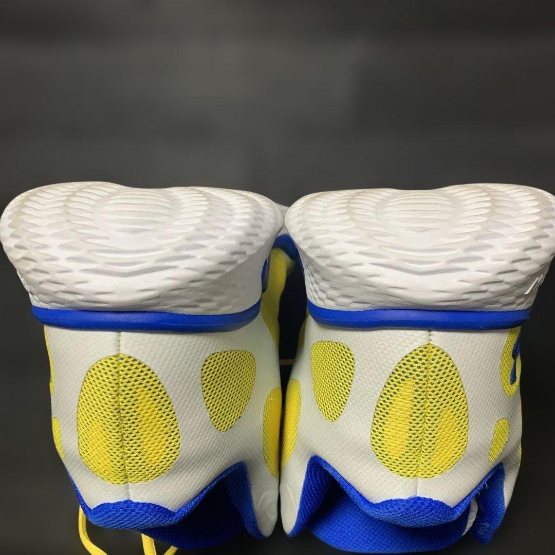 アンダーアーマー　カリー　Curry Spawn フロトロ　31センチ