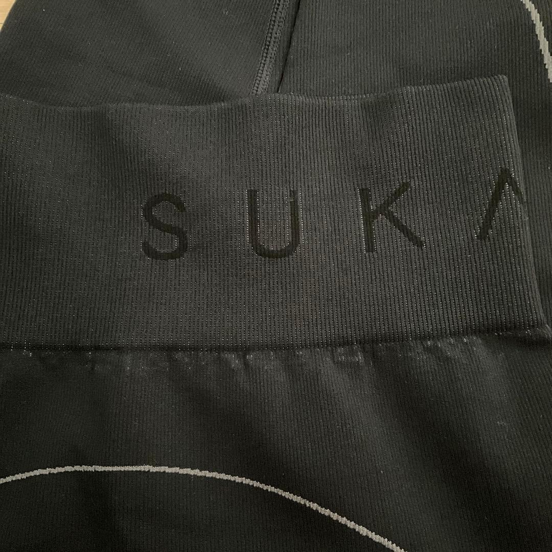 SUKALA カーヴクロスレギンス