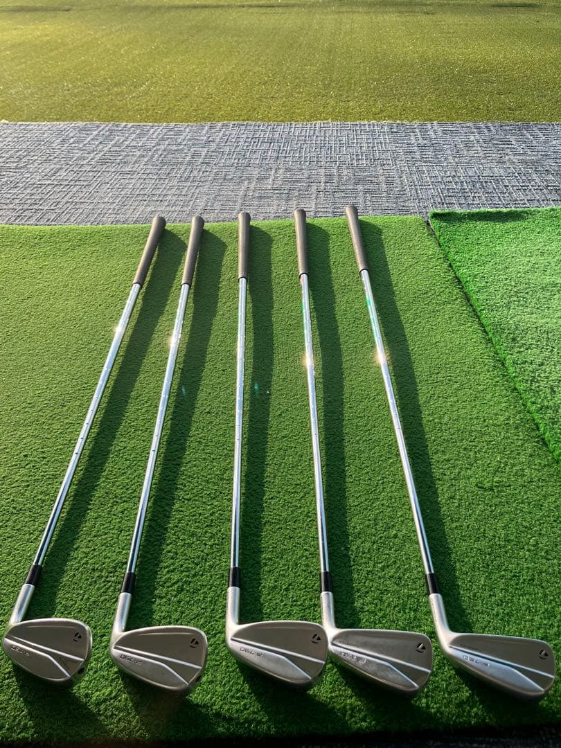 サ*ズ様 テーラーメイドP790(2021年モデル)PW〜6番