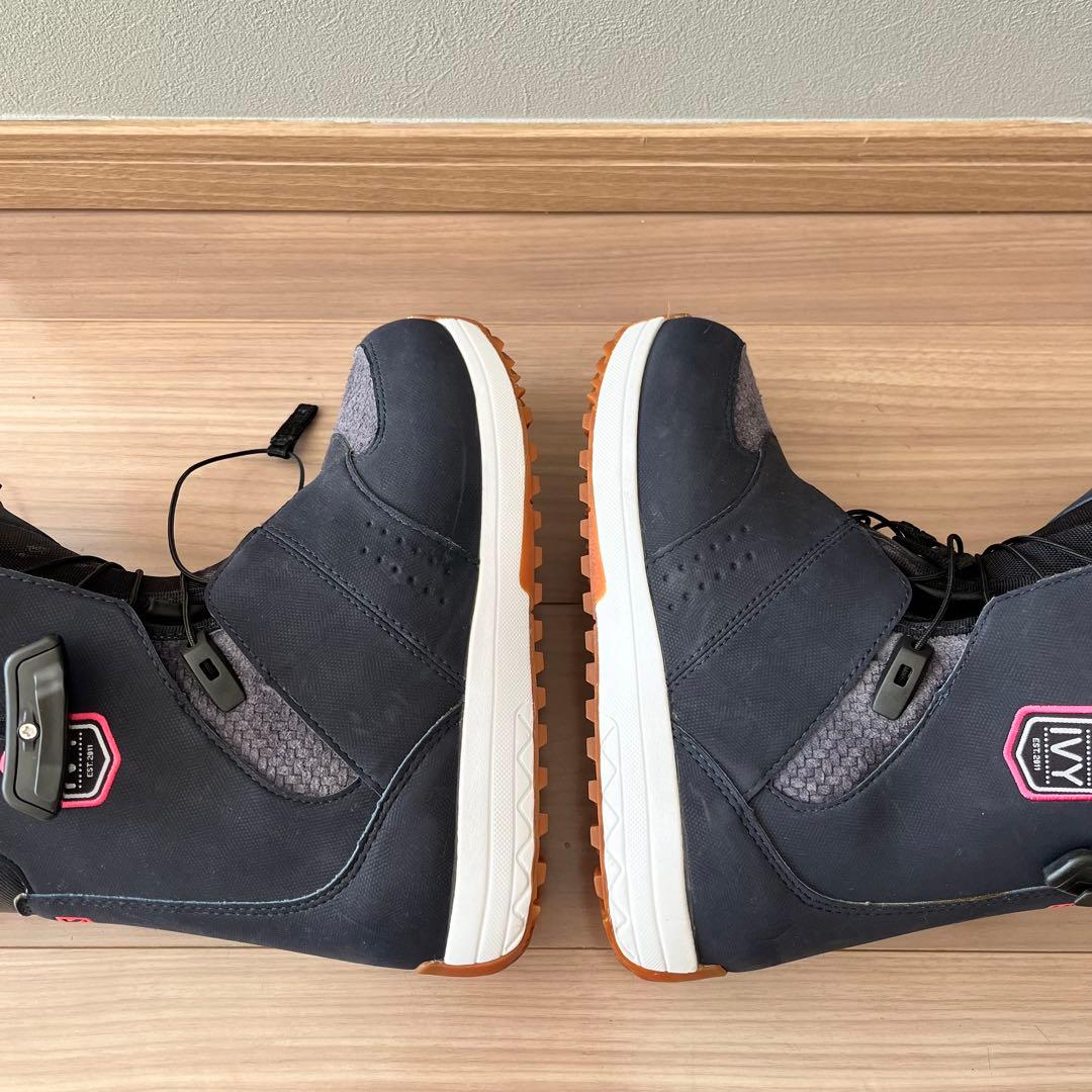 used❁*SALOMON スノーボード　ブーツ23.5cm