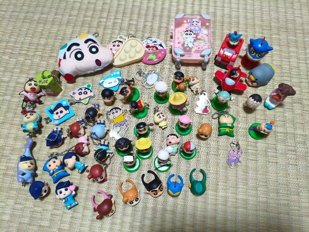 クレヨンしんちゃん グッズ まとめ売り