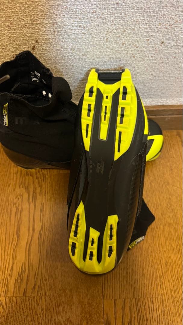 スキー ブーツ EU39 ブラック/イエロー