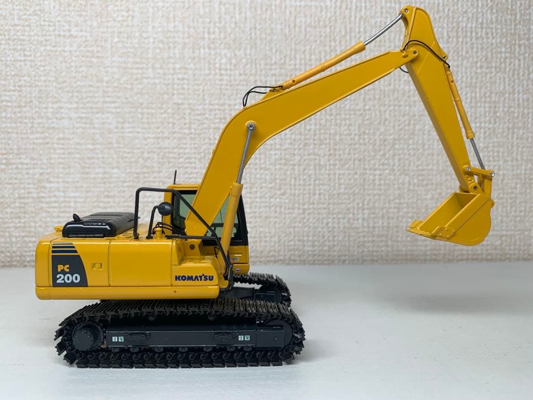 KOMATSU PC200-8 ケンクラフト1:50