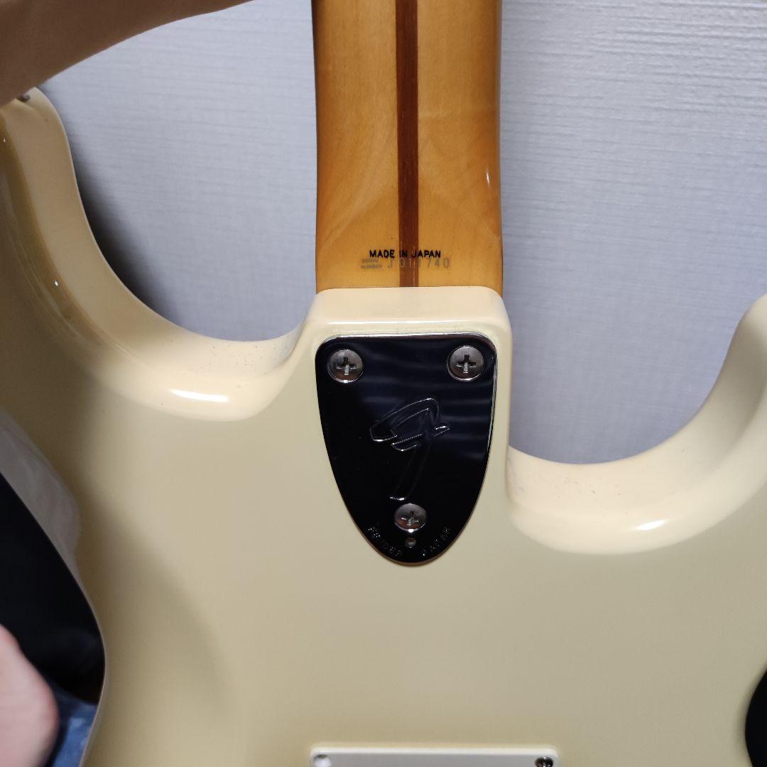 レフティ　Jシリアル　011740　Fender ST72-600L OWH