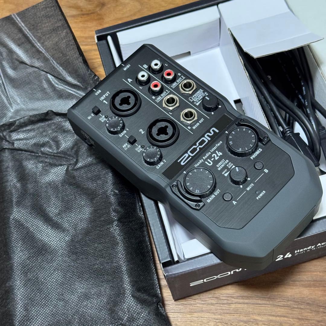 ZOOM U-24 オーディオインターフェイス