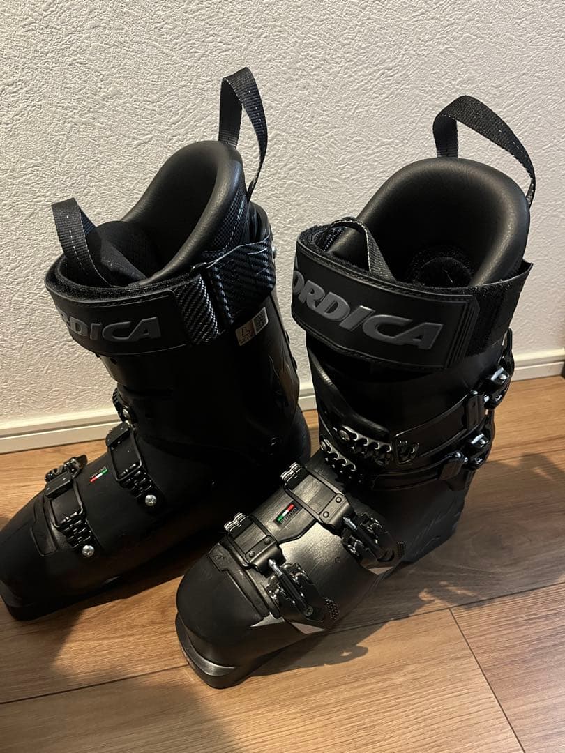 Nordica Dobermann 5 M.L.C. 25.5cm 新品未使用品