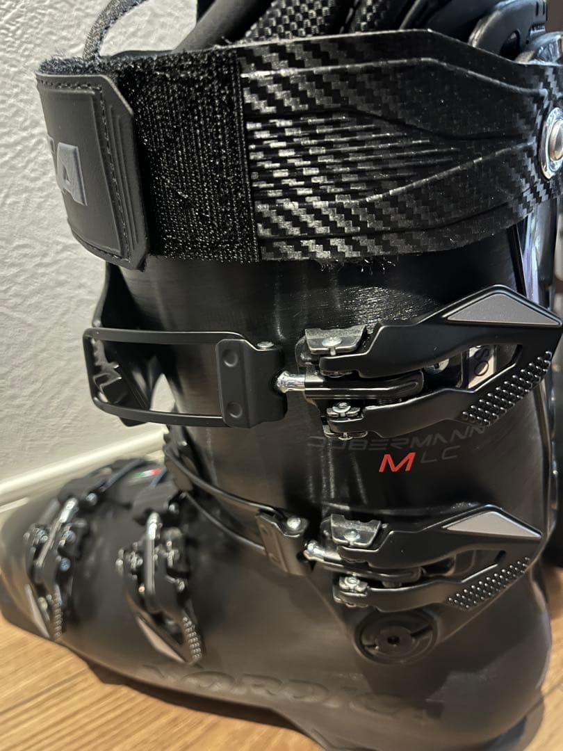 Nordica Dobermann 5 M.L.C. 25.5cm 新品未使用品