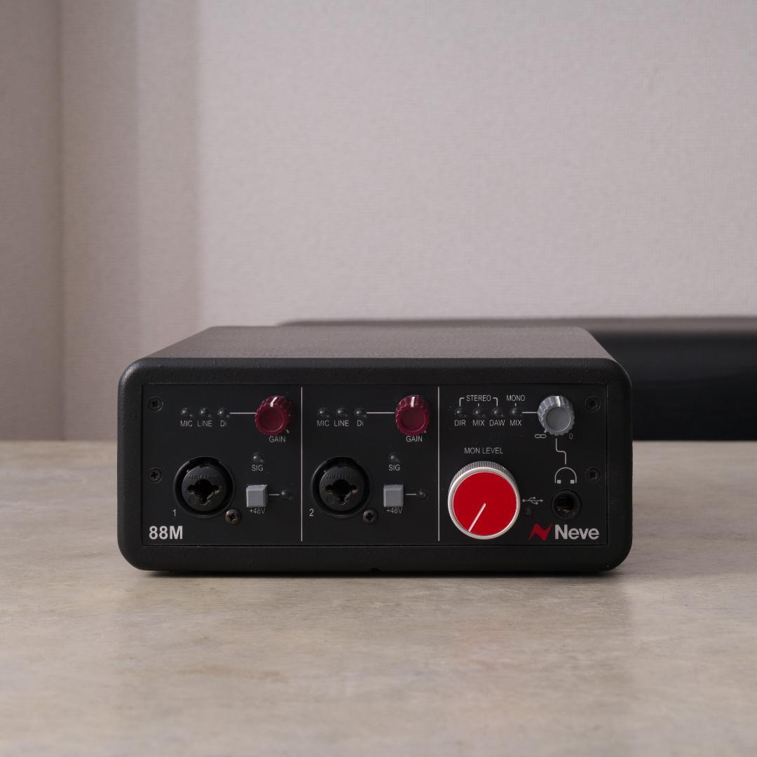 AMS Neve 88M オーディオインターフェイス