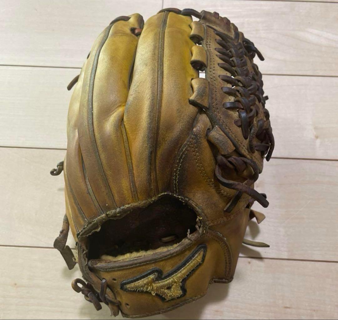 ミズノプロ硬式内野用ライトブラウン 右投げ