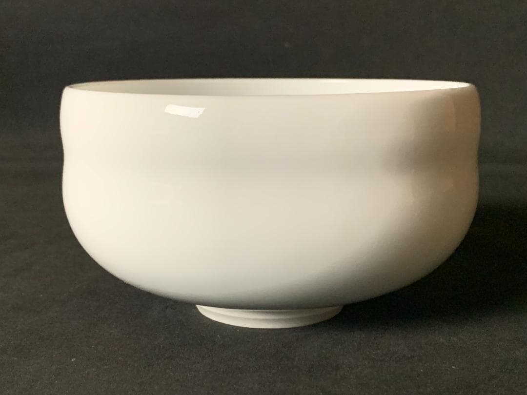 初代 奥川忠右衛門 有田焼 白磁 笹彫文 茶碗 共箱 茶道具 898