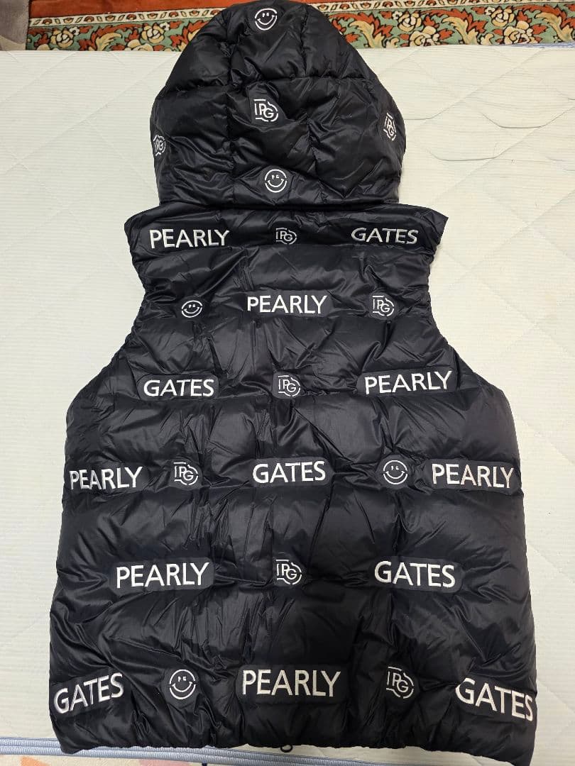 お値下げしました！美品PEARLY GATES ダウンベスト４