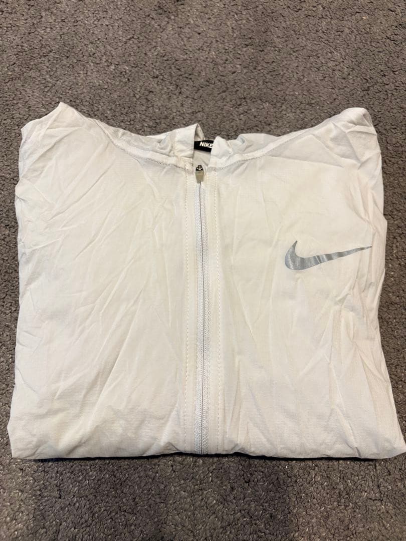 【未使用・美品】NIKE ウィメンズ ナイキ ランニング ジャケット