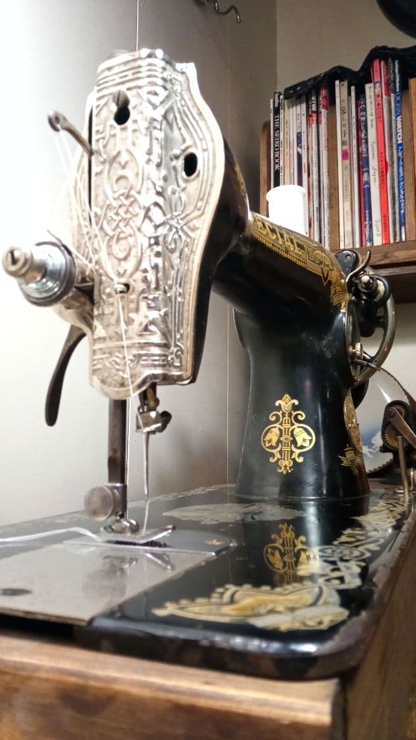 今週末で終了　縫えるビンテージミシン　SPECIAL　純和風女神