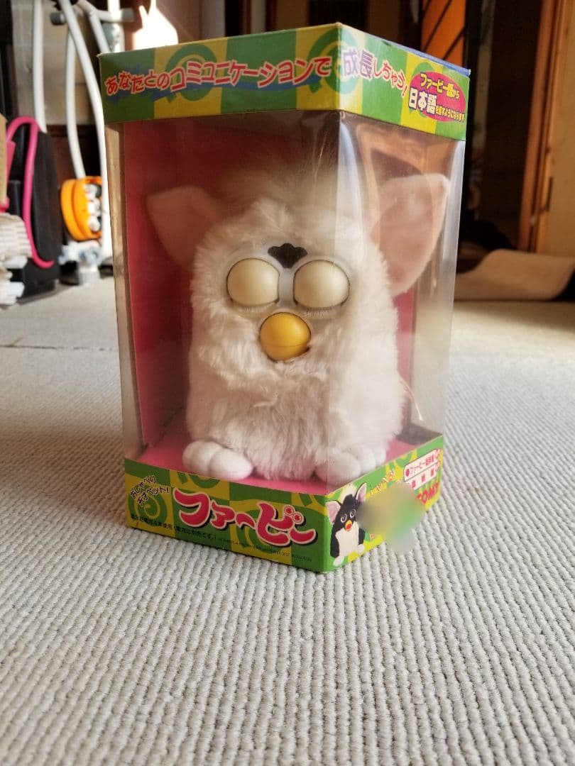 (^ー^)根強い人気のファービー　日本語可