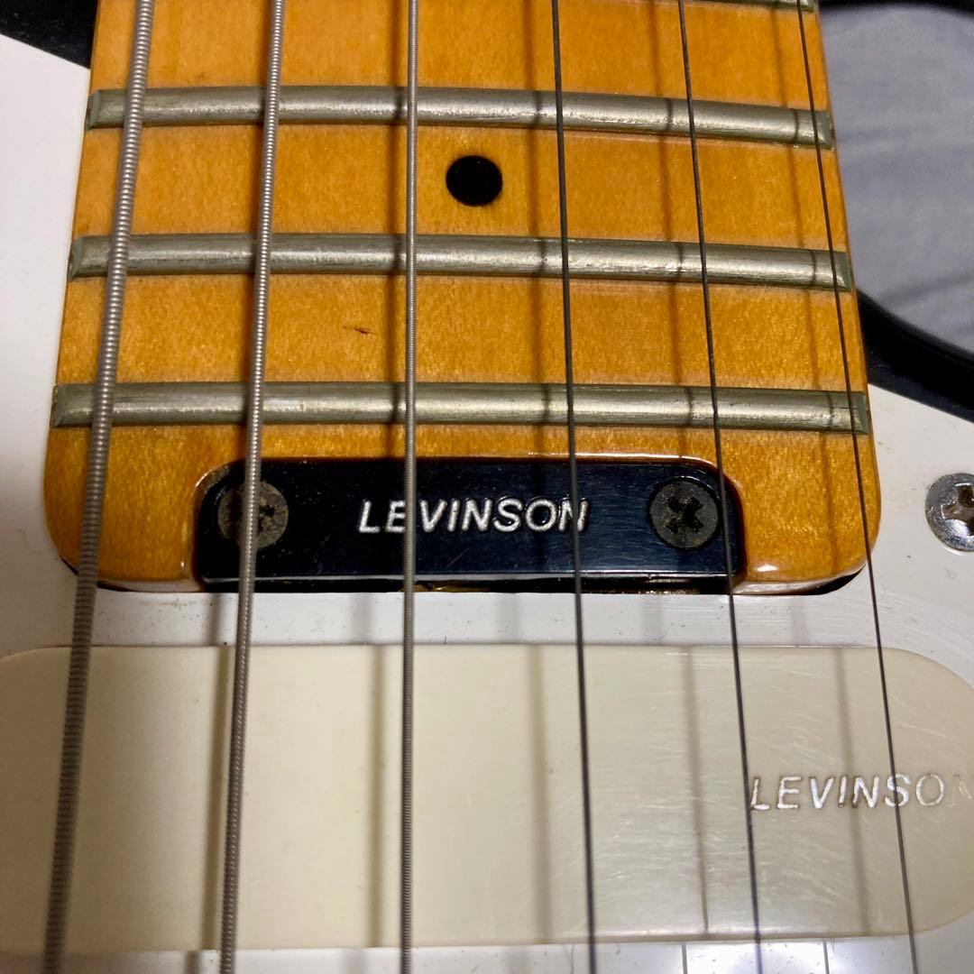 ブレイド（LEVINSON ）ストラトキャスター