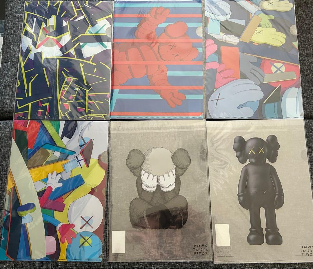kaws tokyo first グッズ 記念品セット
