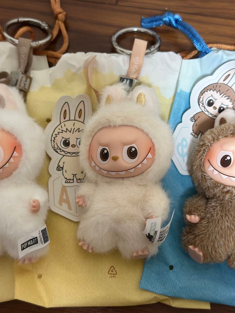 ポップマート ラブブ PIN FOR LOVE ぬいぐるみ ペンダント 5点