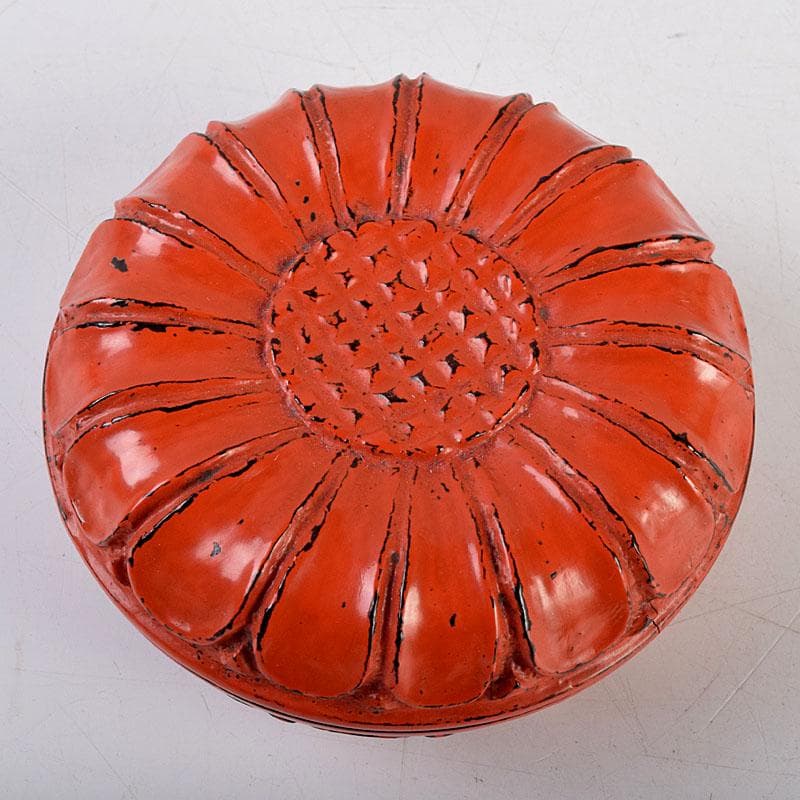 茶道具　鎌倉彫　橘屋友七作　菊形香合　共箱　V　8756