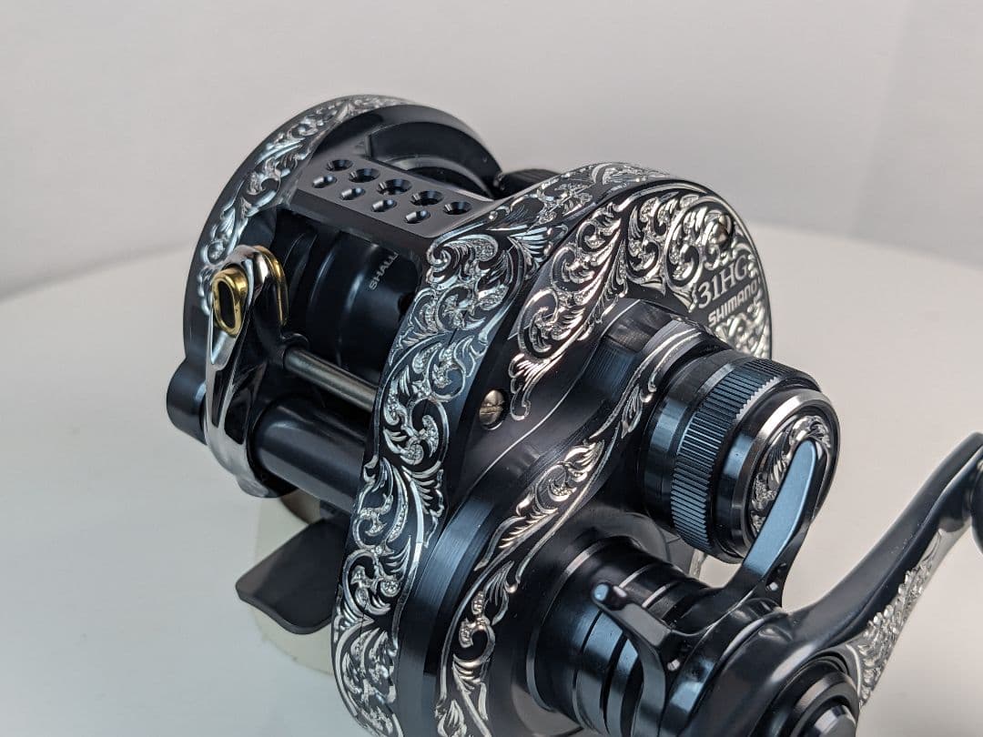 CALCUTTA CONQUEST 31HG 彫金 Engraving