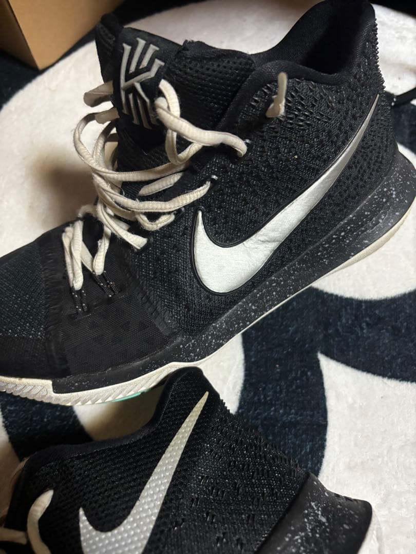 ナイキ メンズ カイリー３Black Ice\"