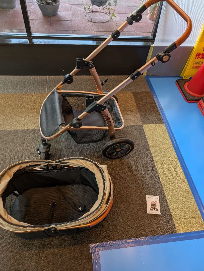 ペットカート ベージュ メッシュ窓付きSKISOPGO 型番aEEJ7t3gC