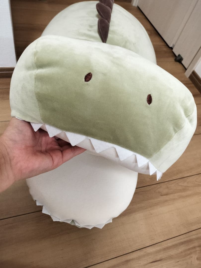 LIV HEART ティラノサウルス ぬいぐるみ 特大 BIG 最終値下げ