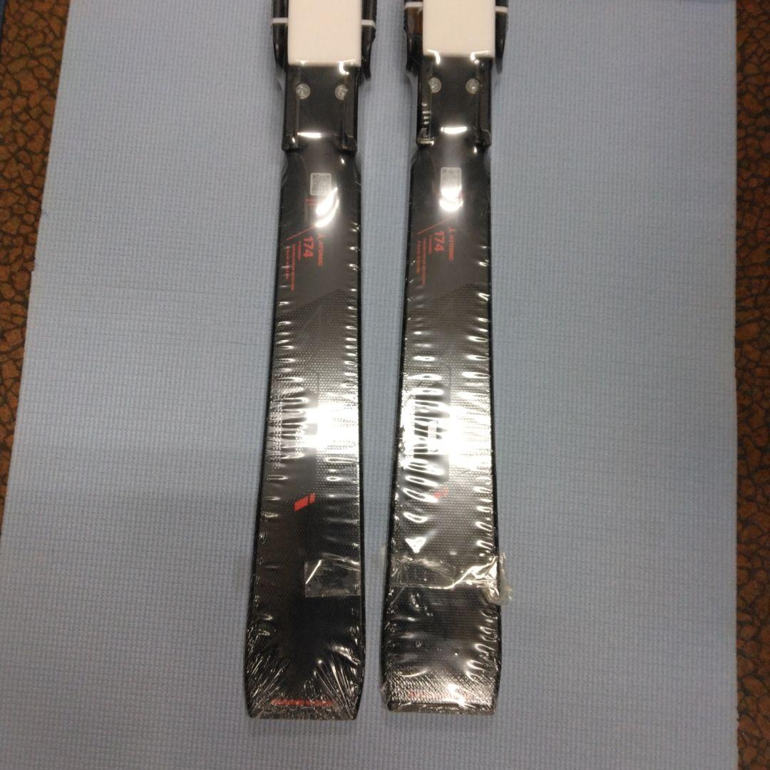 ATOMIC REDSTER X9i、174cm、新品・未使用